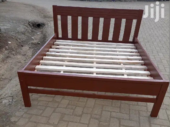 4 by 6 wooden bed