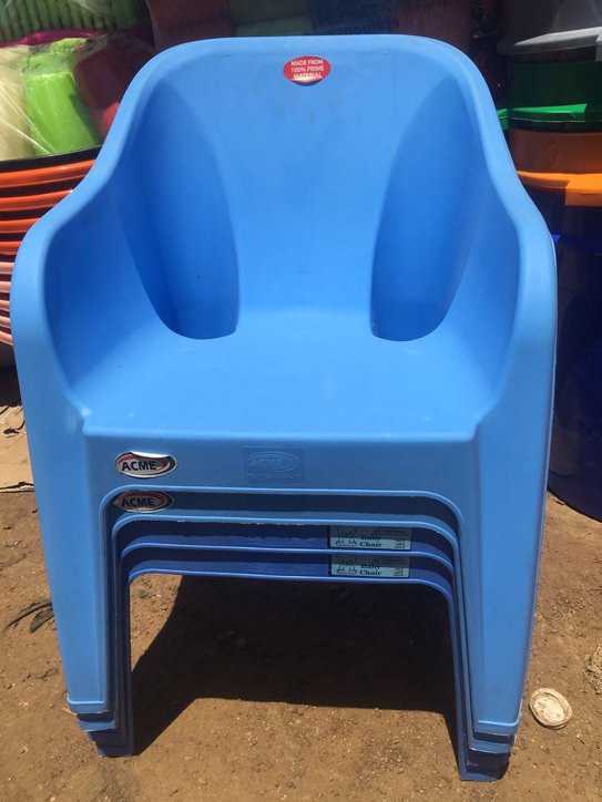 Plastic kenpoly chair