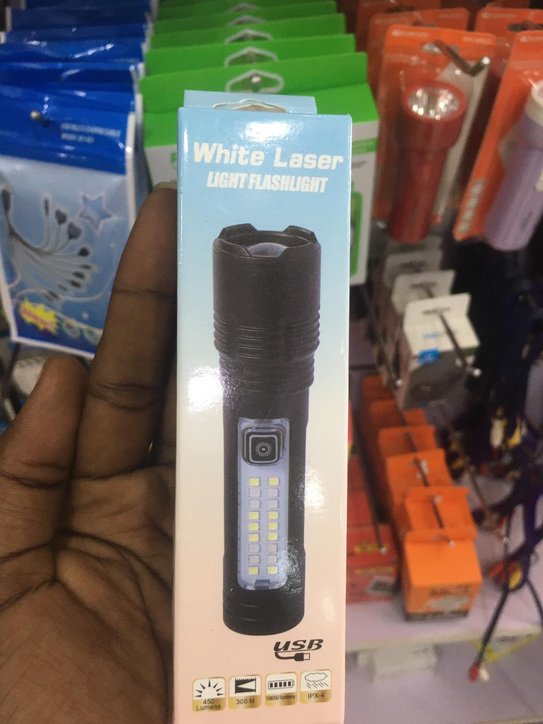 White laser light flashlight 
