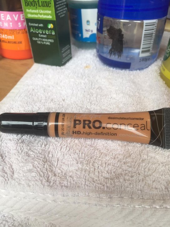 L. A GIRL PRO CONCEAL 8gms