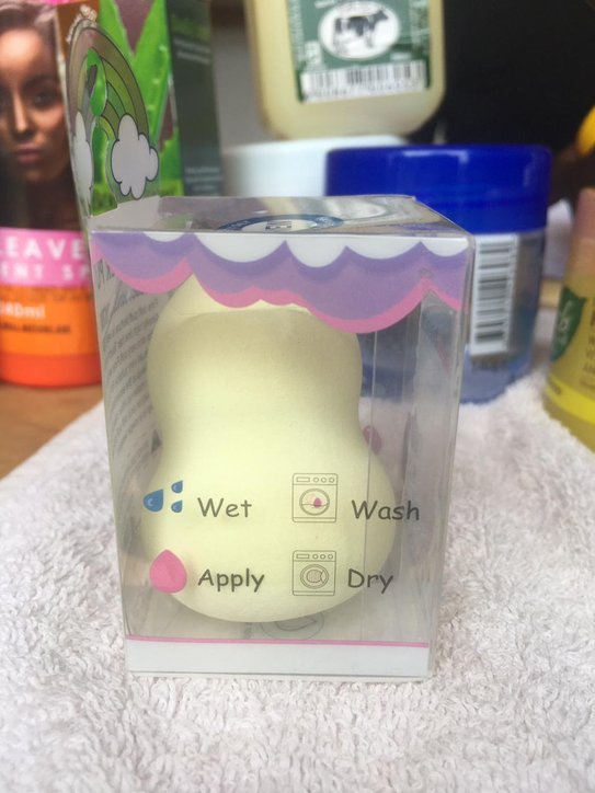 SWEET BEAUTY POWDER PUFF